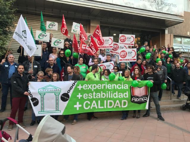 El PSOE reivindica en la Asamblea un Plan de estabilidad para el colectivo docente interino de la Región de Murcia - 1, Foto 1