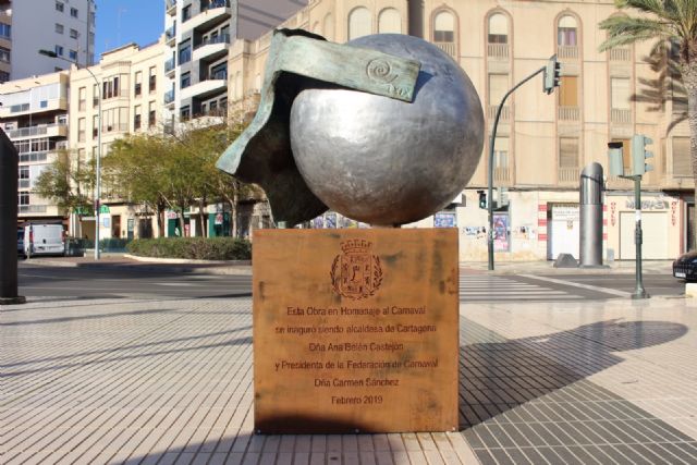 Cs pide al Gobierno local que corrija las erratas y errores ortográficos en la inscripción del monumento al Carnaval - 1, Foto 1