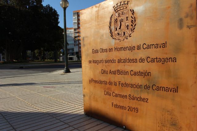 Cs pide al Gobierno local que corrija las erratas y errores ortográficos en la inscripción del monumento al Carnaval - 2, Foto 2