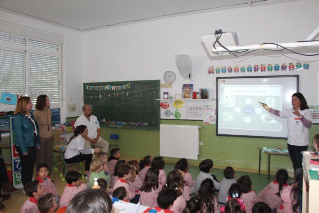 Una campaña de salud bucodental divulga buenos hábitos entre los escolares - 1, Foto 1