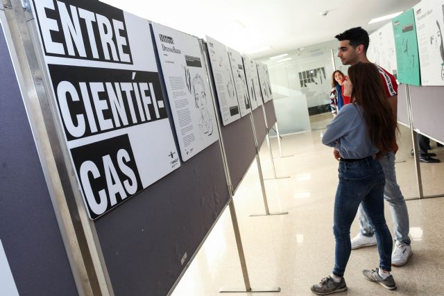 La Universidad de Murcia acoge la exposición 'Entre Científicas' para visibilizar la aportación de las mujeres a la ciencia - 2, Foto 2