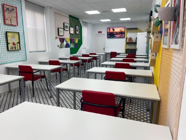 La Concejalía de Juventud pone a disposición de los jóvenes de Lorca una nueva sala de estudio en horario matinal en el Centro Juvenil Universitario M13 - 1, Foto 1