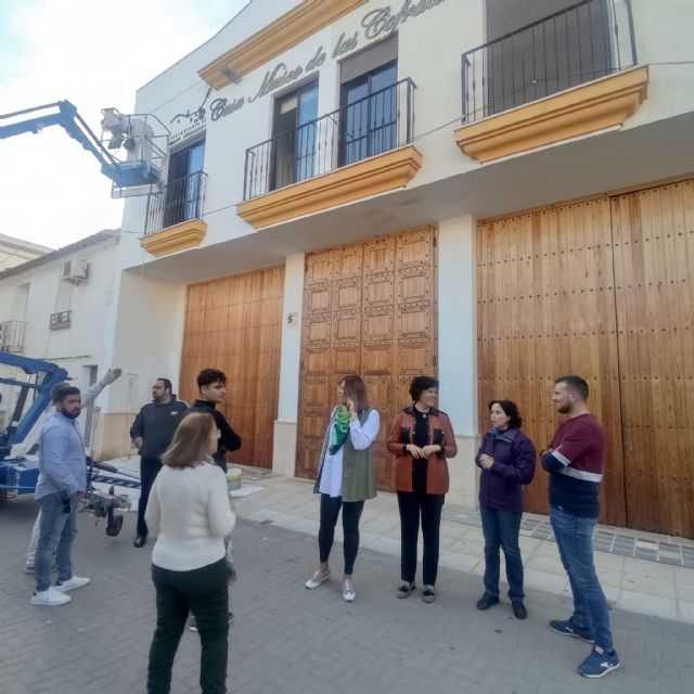 El Ayuntamiento y el Cabildo de Cofradías Pasionarias de Puerto Lumbreras pintan la Casa Museo de las Cofradías - 3, Foto 3