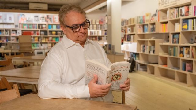 Cómo la tecnología y la descentralización pueden cambiar la economía y la democracia - 1, Foto 1