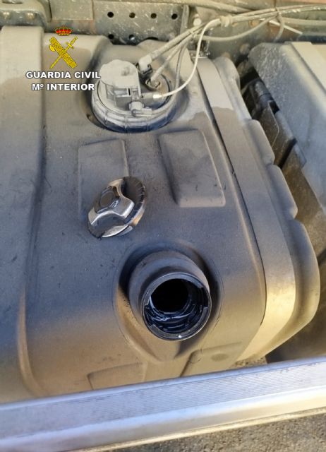 La Guardia Civil detiene a un experimentado delincuente por robar 200 litros gasoil del vehículo municipal de recogida de basura - 2, Foto 2