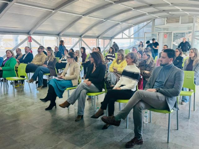 Fulgencio Gil: Queremos que las decisiones sobre los barrios de Lorca se construyan escuchando a quienes viven en ellos - 2, Foto 2
