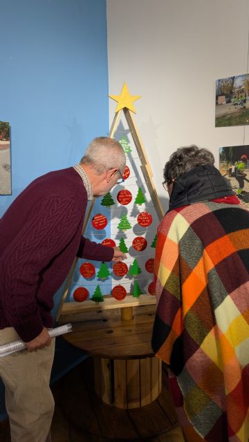 Inaugurada la exposición Manos que reparan el tiempo: el arte de cuidar, revivir y brillar del Programa Experiencial Mejora de la Escena Urbana de Bullas - 3, Foto 3
