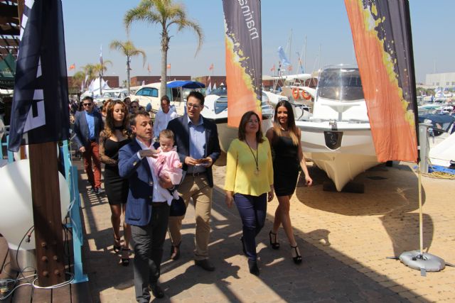 Más de 40 expositores muestran sus ofertas y servicios en la VII Feria Marina de Las Salinas - 1, Foto 1