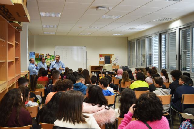 Los troveros de la asociación José María Marín acercan su arte al IES La Florida - 3, Foto 3