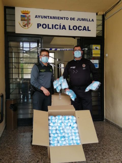 Mañana y el miércoles se repartirán en Jumilla 6.000 mascarillas entre los trabajadores que se reincorporan a su actividad laboral - 1, Foto 1