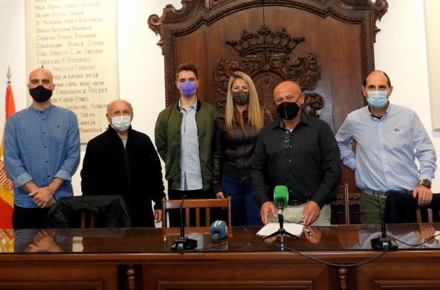 Dirigentes de IU de toda la comarca del Guadalentín declaran la guerra a las ETTs, Foto 1