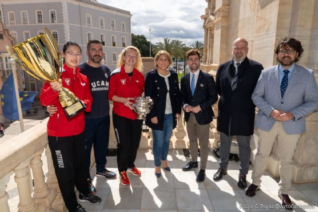 El Ayuntamiento recibe a las jugadoras del UCAM Cartagena Tenis de Mesa tras conquistar su cuarta Copa de Europa - 1, Foto 1