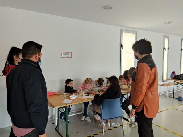 Más de 100 ni&ntilde;os han participado en las Escuelas de Semana Santa de Puerto Lumbreras para facilitar la conciliación durante el periodo vacacional - 2, Foto 2