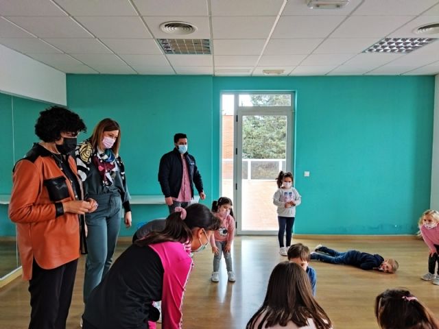 Más de 100 ni&ntilde;os han participado en las Escuelas de Semana Santa de Puerto Lumbreras para facilitar la conciliación durante el periodo vacacional - 3, Foto 3
