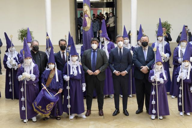 López Miras asiste en Murcia al traslado de Nuestro Padre Jesús Nazareno - 1, Foto 1