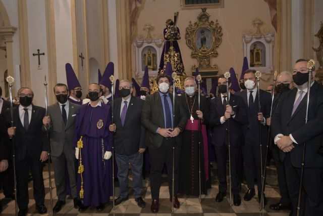 López Miras asiste en Murcia al traslado de Nuestro Padre Jesús Nazareno - 3, Foto 3