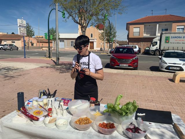 Taller Intergeneracional entre abuelos y nietos en pedanías - 1, Foto 1