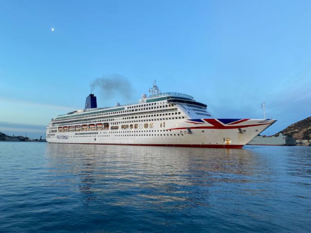 Los buques Aurora y Seven Seas Splendor protagonizan la doble escala de cruceros con más de 2.400 pasajeros - 1, Foto 1