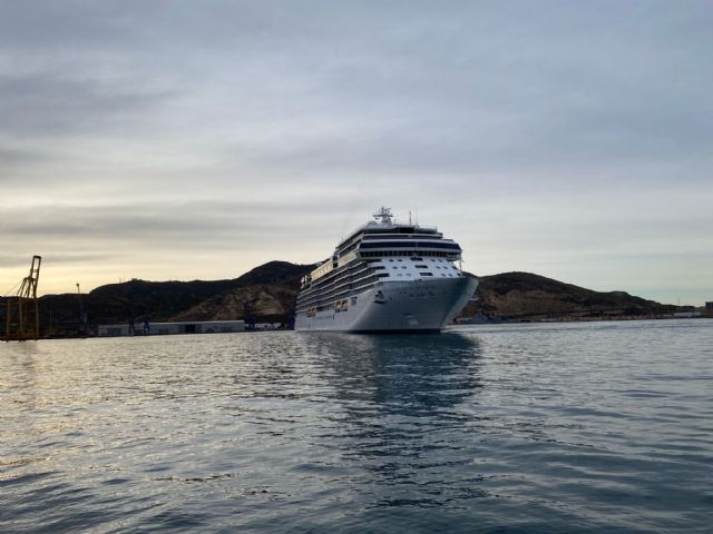 Los buques Aurora y Seven Seas Splendor protagonizan la doble escala de cruceros con más de 2.400 pasajeros - 4, Foto 4