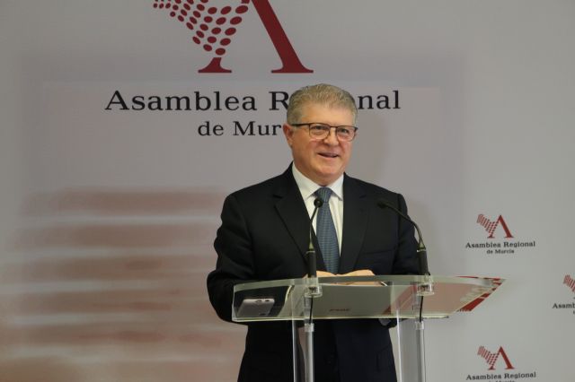 Pepe Vélez: Hemos registrado una propuesta de modificación del Reglamento de la Asamblea para que el control al presidente no sea solo de 4 minutos al mes - 1, Foto 1
