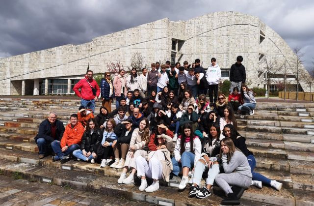 Alumnos del IES Valle del Segura de Blanca junto con otros de Canarias, Cantabria y Lugo concluyen en Galicia su proyecto sobre el uso sostenible del agua - 2, Foto 2