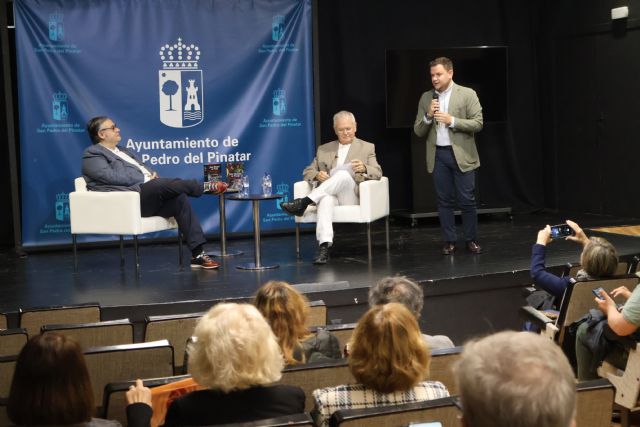 Juan Manuel de Prada presenta su último libro en San Pedro del Pinatar - 2, Foto 2