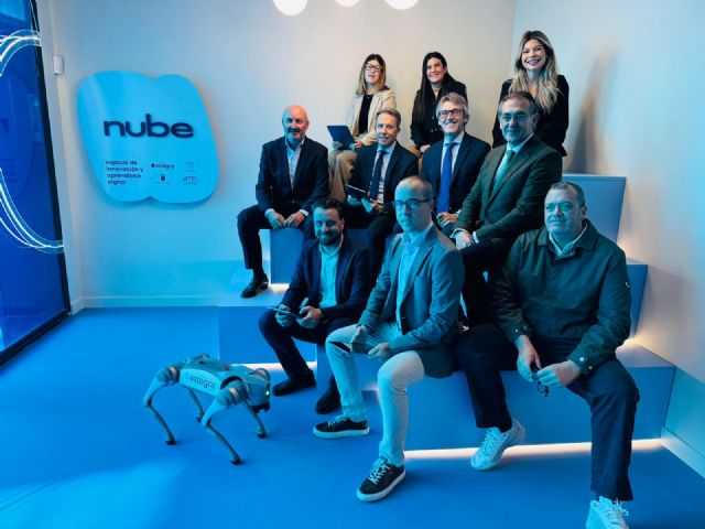 Fulgencio Gil: Hoy damos un paso decisivo para revitalizar el casco histórico con el nuevo Centro Nube que ofrece formación y recursos digitales a todos los ciudadanos - 3, Foto 3