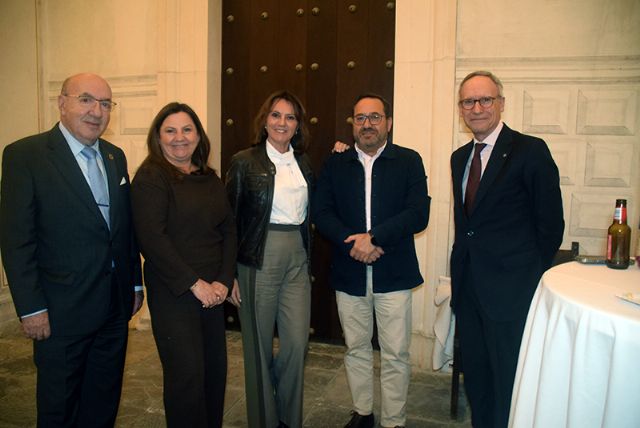 La comunidad académica sevillana celebra la trayectoria de Enriqueta Vila Vilar - 3, Foto 3