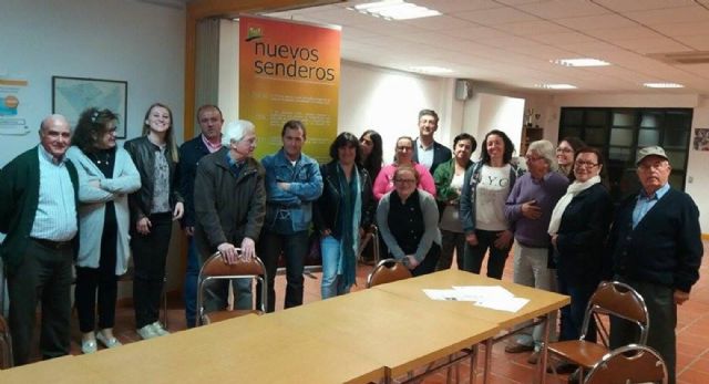 Reunin entre agentes sociales y representantes el Ayuntamiento en El Berro, Foto 2