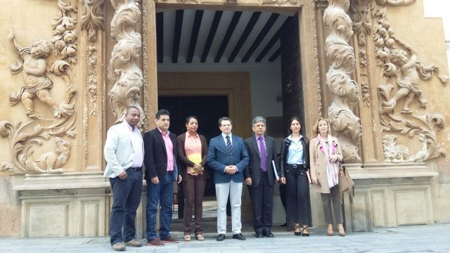 El Alcalde anima a los lorquinos a ayudar a los damnificados por el terremoto de Ecuador - 3, Foto 3
