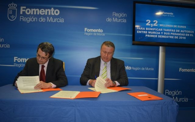 Fomento bonifica con 2,2 millones las tarifas del servicio de transporte en autobús entre Murcia y pedanías en el primer semestre del año - 1, Foto 1