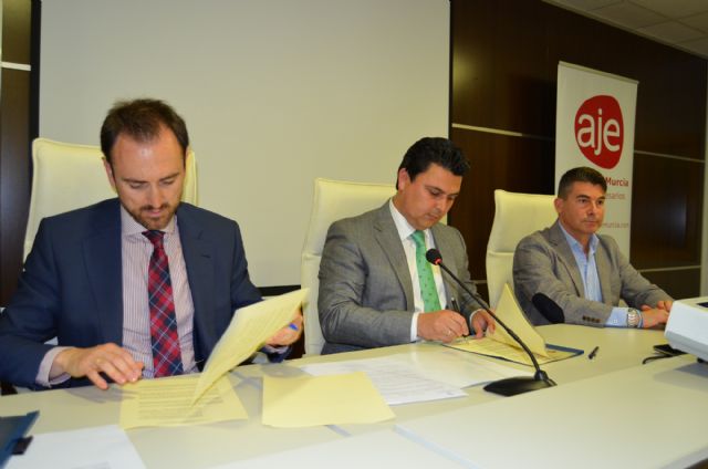 El Ayuntamiento de San Javier  y AJE Región de Murcia suman esfuerzos para impulsar la cultura empresarial - 2, Foto 2