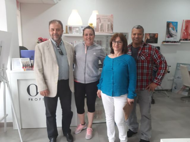 DEMOCRACIA PLURAL visita comercios de Ronda Sur - 3, Foto 3