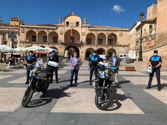 La Policía Local de Lorca amplía su parque de vehículos con dos nuevas motocicletas - 1, Foto 1