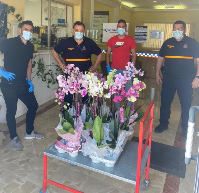 Viveros Torres Plant da color solidario de gratitud a los héroes cotidianos que luchan contra el Covid-19 - 3, Foto 3