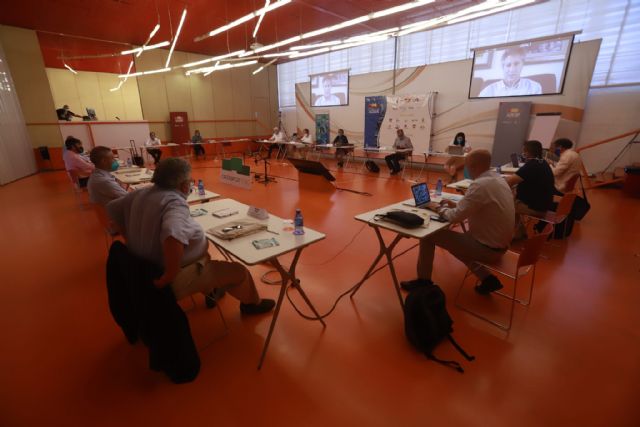 Las Federaciones de Deportes del Agua analizan la salud del sector en El Batel - 2, Foto 2
