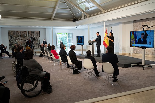Pedro Sánchez: La reforma del artículo 49 de la Constitución sitúa a nuestro país a la vanguardia en las políticas de discapacidad - 2, Foto 2