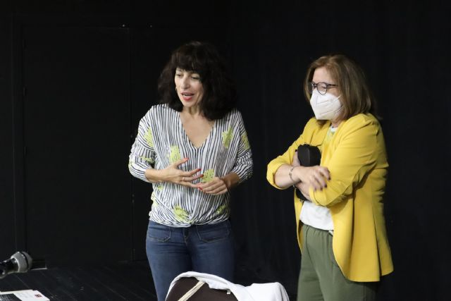 Ángeles Carnacea presentó Por aquí pasó un río  en el marco de la Comisión de Salud Mental y Cultura del Mar Menor - 2, Foto 2