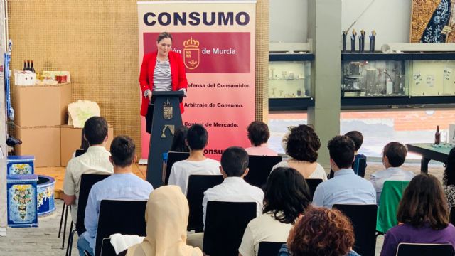 Más de 700 escolares de 14 municipios aprenden hábitos de consumo responsable a través del concurso nacional 'Consumópolis' - 2, Foto 2