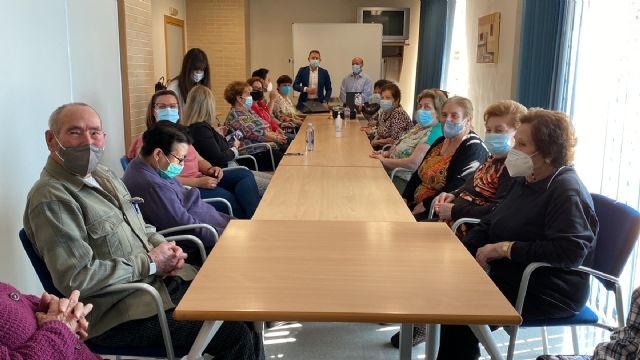 La sensibilización en torno al racismo y la xenofobia llega a nuestros mayores - 3, Foto 3