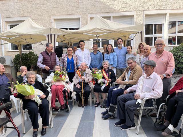 La Residencia San Francisco elige a su Rey y su Reina 2024 - 1, Foto 1