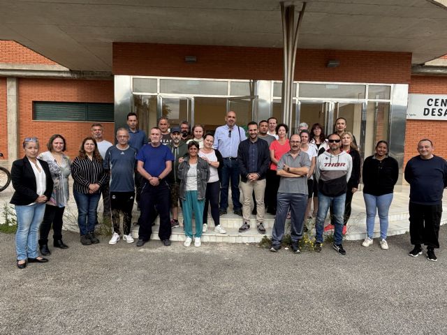 Comienza el programa experiencial Nueva vida para la antigua escombrera municipal y su entorno, Fase III con la contratación de 25 personas - 1, Foto 1