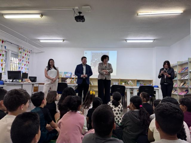 Más de 300 alumnos de los colegios de Puerto Lumbreras disfrutan del cómic ganadero 'Somos los Martínez' - 2, Foto 2