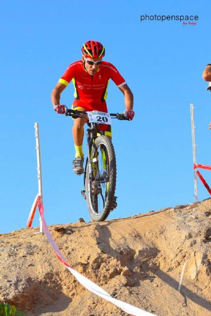 Second Place for Victor Perez of Santa Eulalia in junior CC in Open test XCM Spain Cazorla, Foto 1