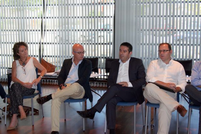 Clausuran en Alcantarilla la reunión de la Mesa de coordinación del programa de Garantía Juvenil, en la que se integra también el municipio de Murcia - 2, Foto 2