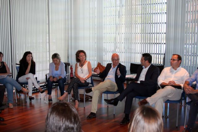Clausuran en Alcantarilla la reunión de la Mesa de coordinación del programa de Garantía Juvenil, en la que se integra también el municipio de Murcia - 4, Foto 4