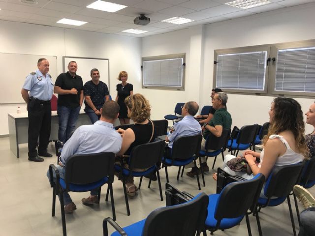 El personal del Servicio Municipal de Emergencias y Policía Local recibirán durante este mes un taller pionero a nivel nacional sobre Resiliencia y Mindfulness - 1, Foto 1