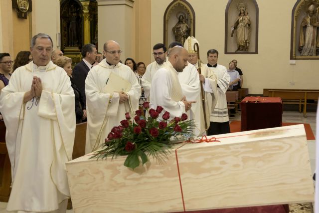Los restos mortales del Siervo de Dios Fernando Martínez Gea descansan en su parroquia natal de Bullas - 2, Foto 2