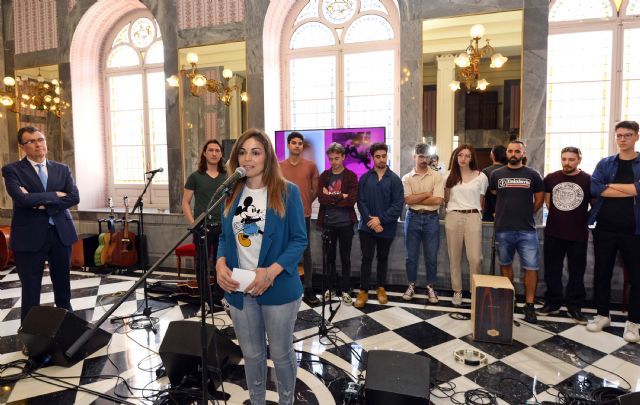 Decembird, Austin Slack y Mez-K encabezan la playlist del nuevo pop-rock murciano - 4, Foto 4