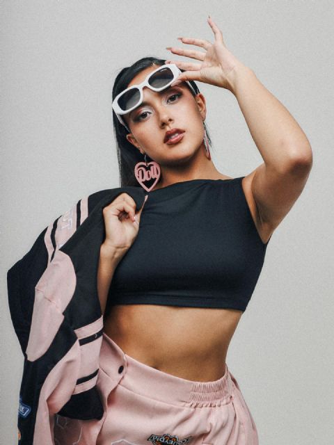 Sofi Vera se posiciona en la industria musical con su «Cóctel» - 4, Foto 4